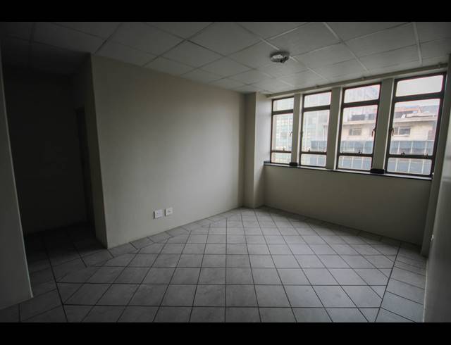 2 BEDROOM APARTMENT FOR SALE IN DURBAN CENTRAL